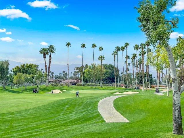 $422,000 | 243 Bouquet Canyon Drive, Palm Desert, CA 92211