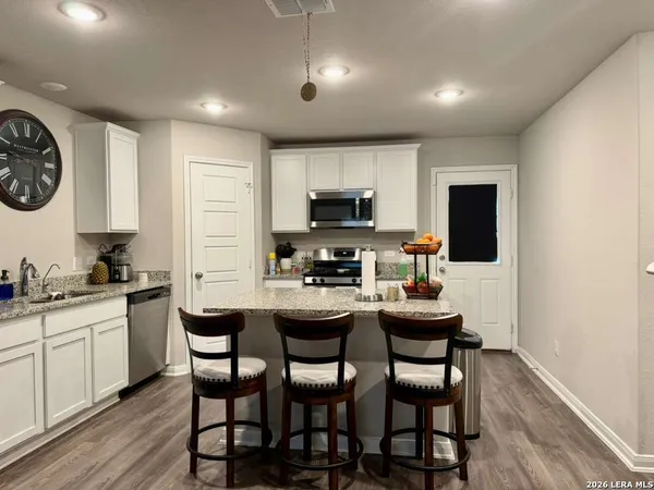 $2,000 | 627 Retama Pass, San Antonio, TX 78219