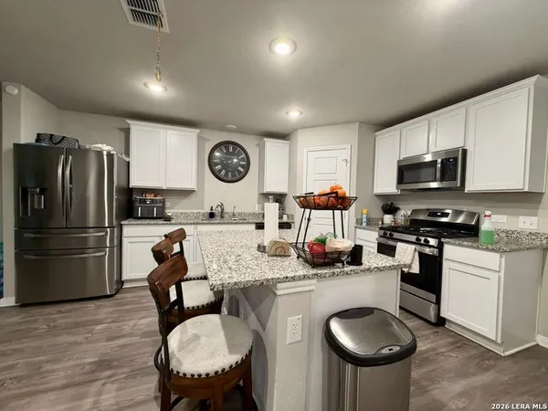 $2,000 | 627 Retama Pass, San Antonio, TX 78219