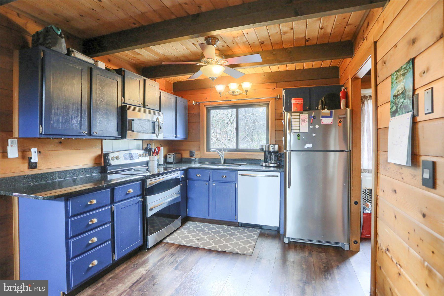 41 Banbury Road Hummelstown, PA 17036 - Photo 17 of 39 Gallery Image 17