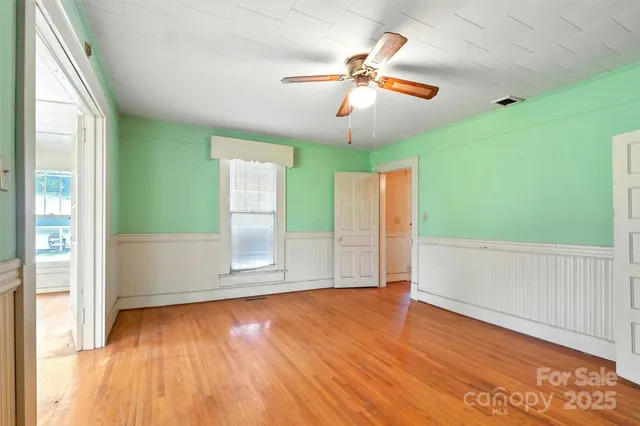 $265,000 | 823 North Main Street, Mount Pleasant, NC 28124