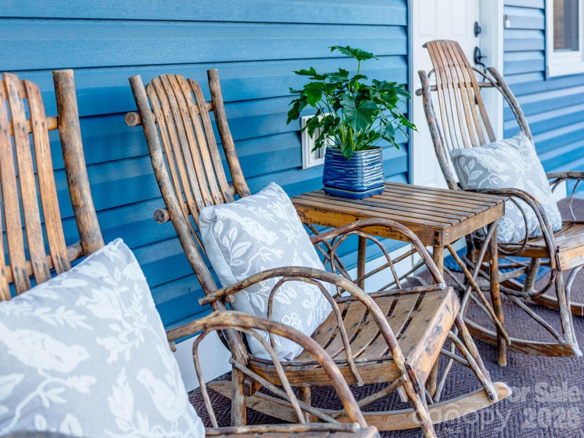 29 White Oak Road Arden, NC 28704 - Photo 4 of 42 a view of a chairs and table in the patio