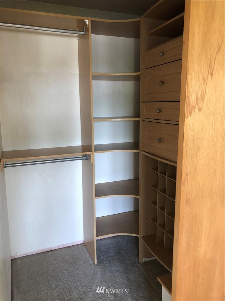 341 East 29th Street Bremerton, WA 98310 - Photo 13 of 24 Gallery Image 13