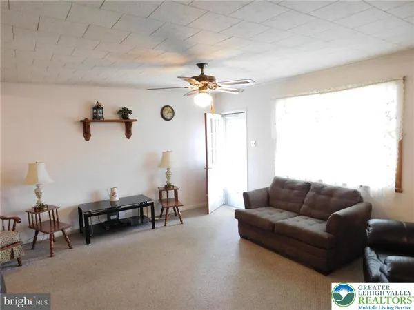 $229,000 | 365 West Patterson Street, Lansford, PA 18232