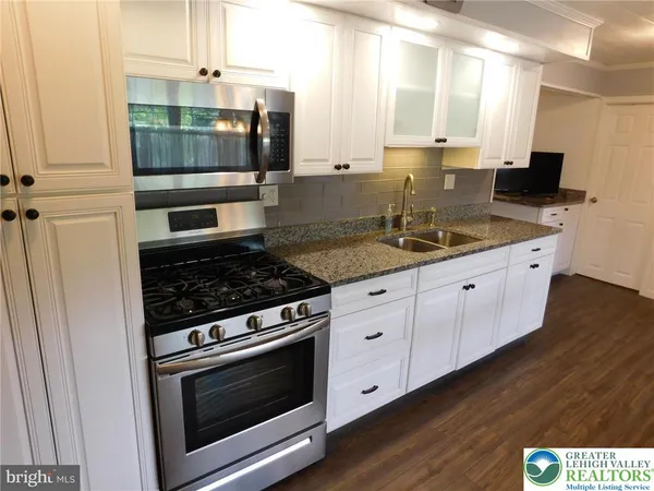 $229,000 | 365 West Patterson Street, Lansford, PA 18232
