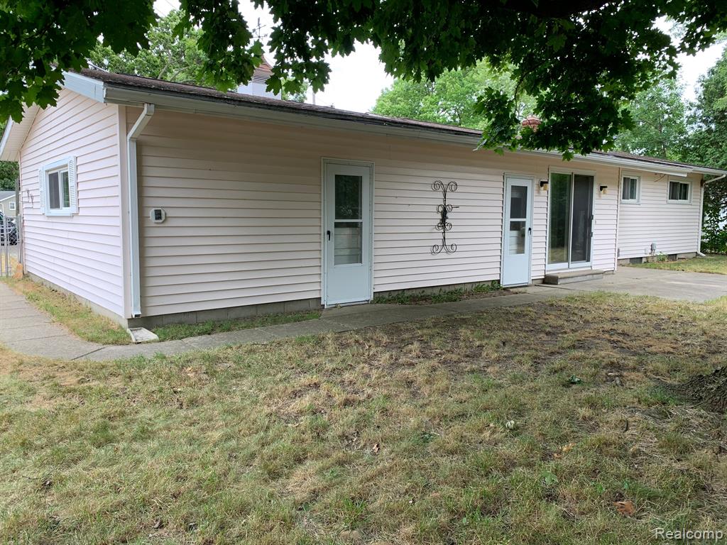 2401 Riverside Drive Port Huron, MI 48060 - Photo 28 of 29