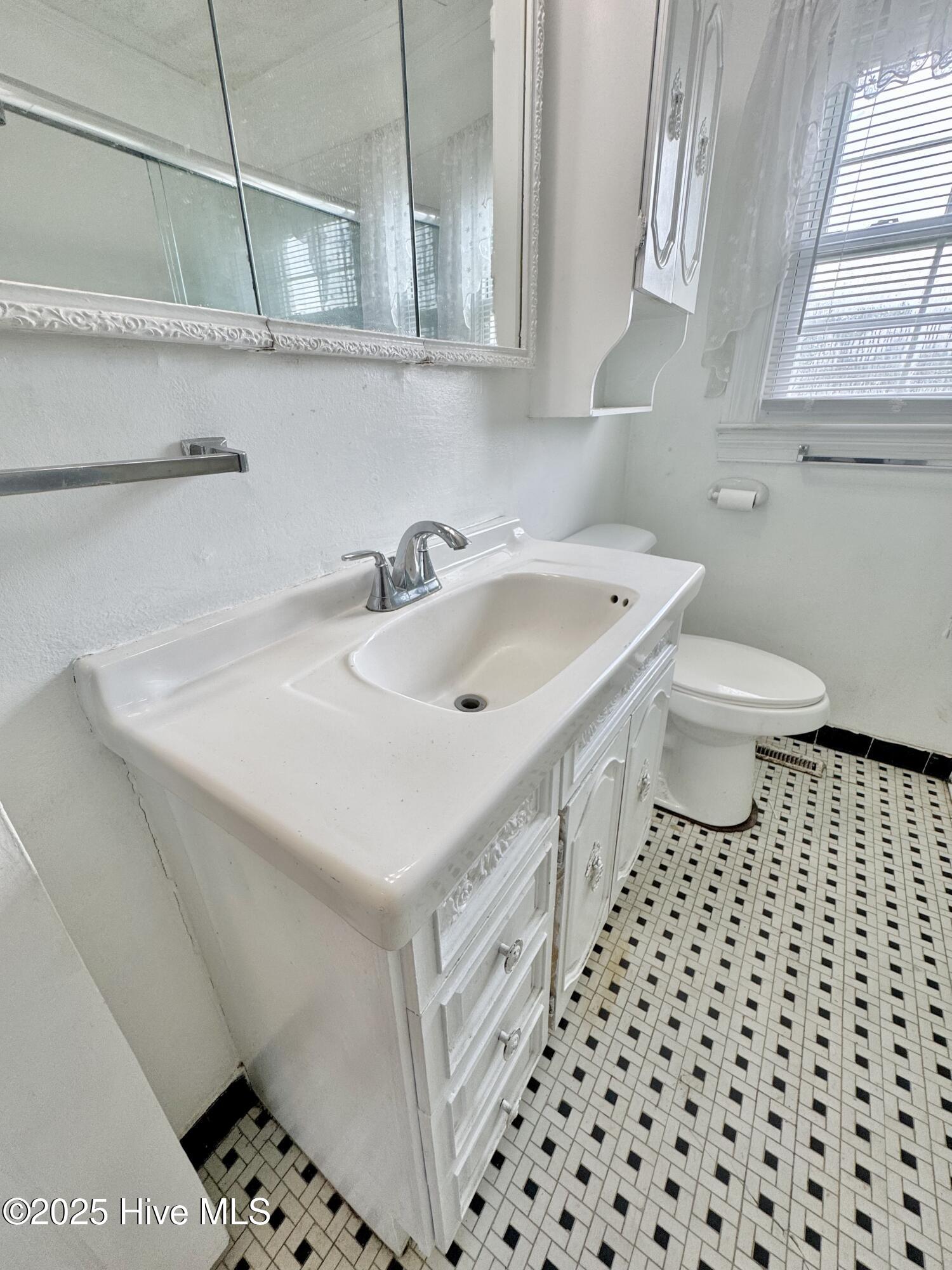 3199 Wallace Family Road Kinston, NC 28501 - Photo 21 of 39 IMG_4516