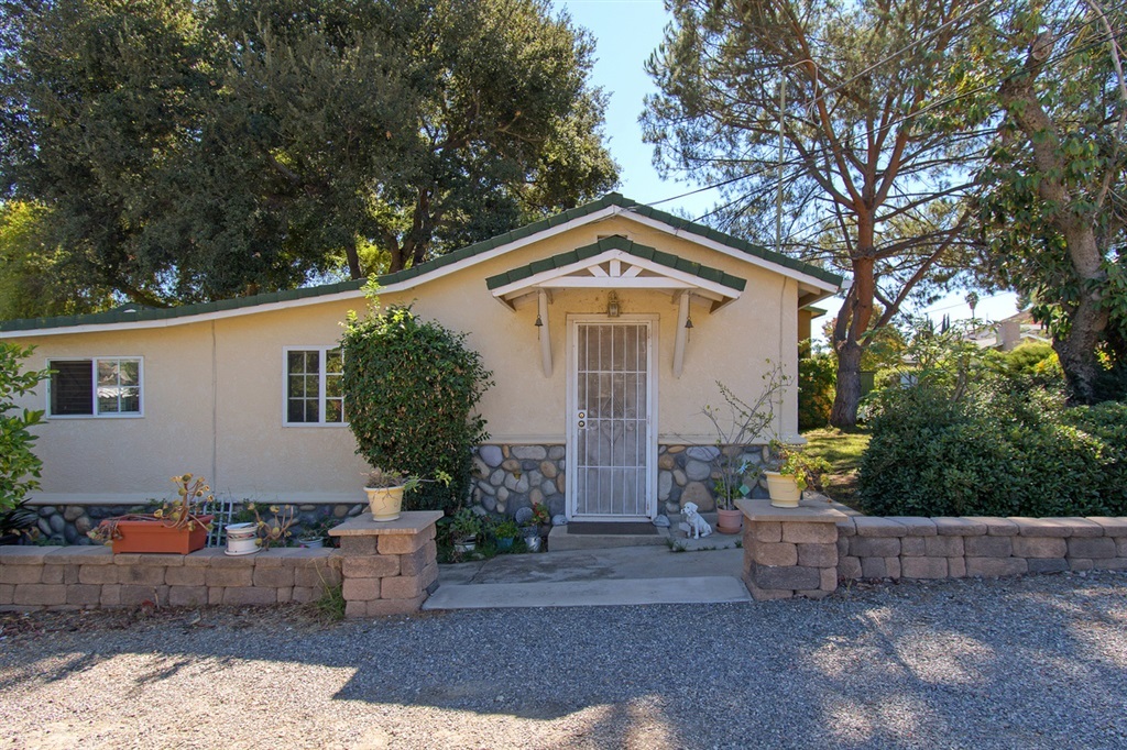 8271 Sunset Road Lakeside, CA 92040 - Photo 2 of 20
