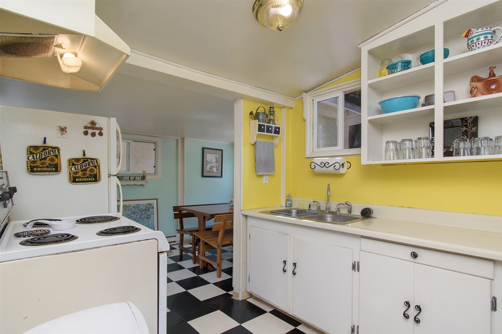 8271 Sunset Road Lakeside, CA 92040 - Photo 7 of 20
