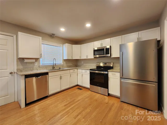 $2,095 | 6618 Hartsell Place, Charlotte, NC 28215