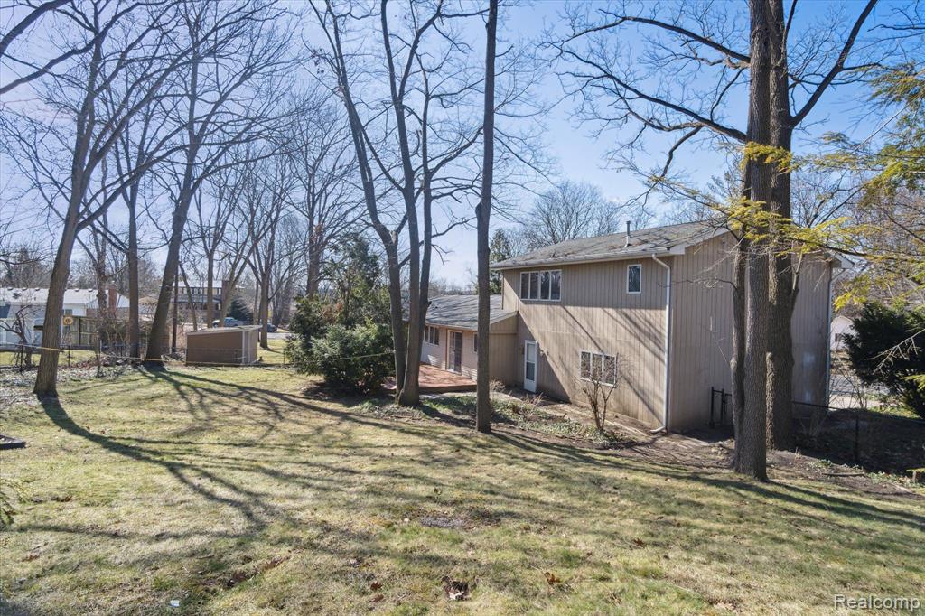 928 Red Oak Road Ann Arbor, MI 48103 - Photo 46 of 76 Gallery Image 46