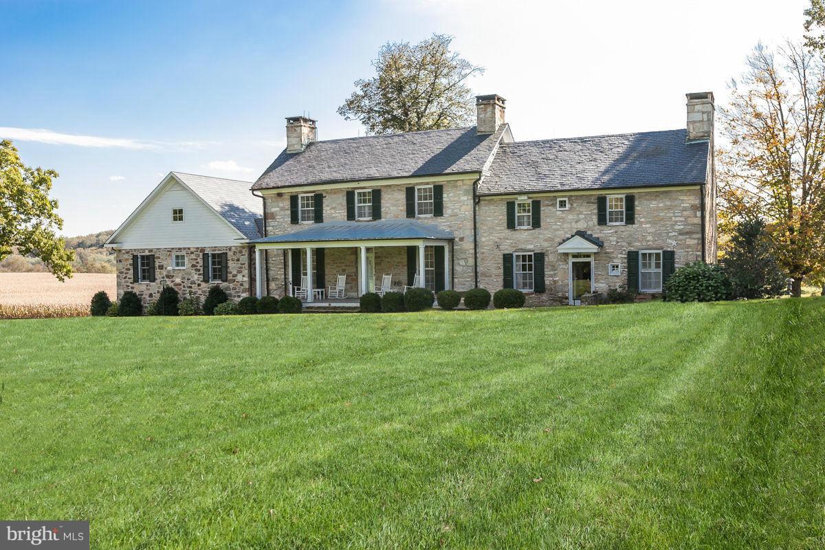 2017 Western Run Road Cockeysville, MD 21030 - Photo 1 of 30 Exterior (Front)