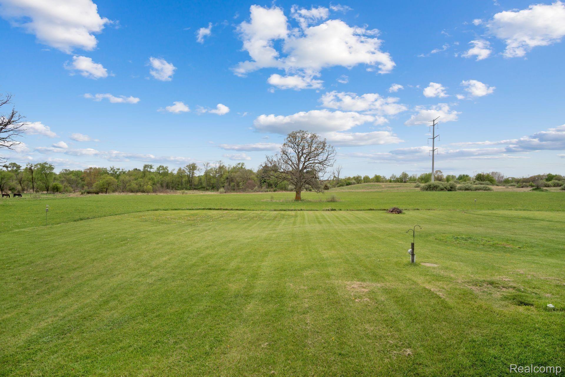 5138 Pingree Road Howell, MI 48843 - Photo 31 of 35 F07F4613-B147-49B7-B604-001B2EB6FEF9.jpeg