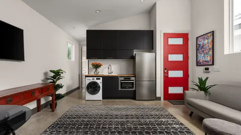 $790,000 | 1905 Pennsylvania Avenue, Unit A & B, Austin, TX 78702