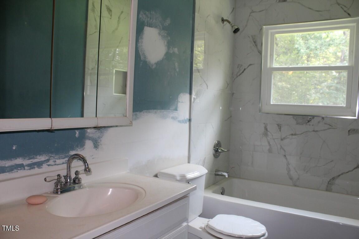 5214 Stanley Road Durham, NC 27704 - Photo 14 of 20 IMG_3154