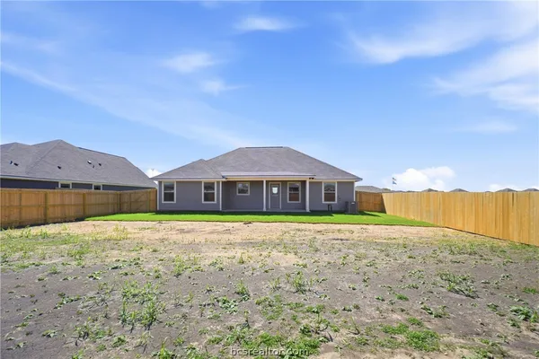 $275,000 | 125 Cotton Cove, Snook, TX 77879