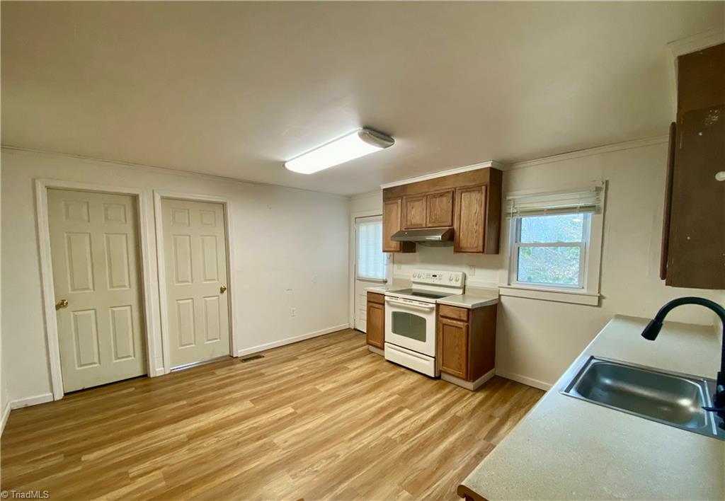 130 Mountain View Road Elkin, NC 28621 - Photo 6 of 10 Gallery Image 6