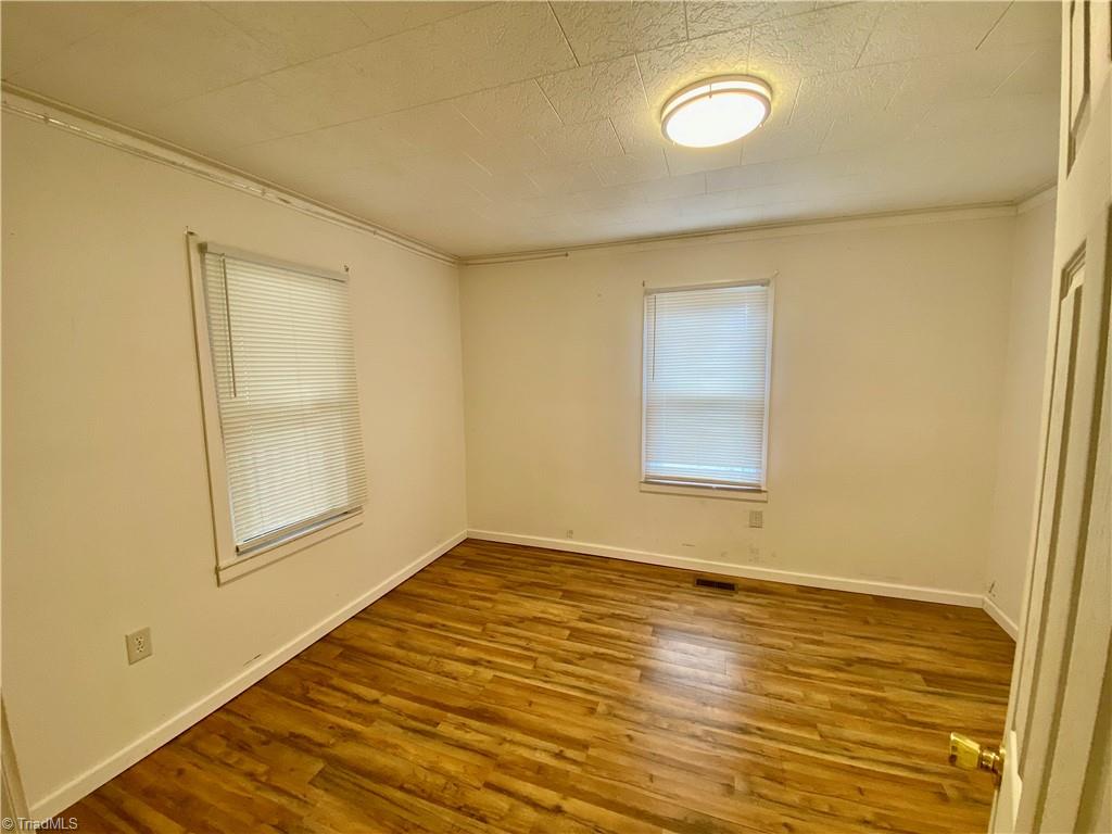 130 Mountain View Road Elkin, NC 28621 - Photo 7 of 10 Primary bedroom