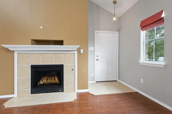 $2,400 | 1506 Wild Basin Lane, Cedar Park, TX 78613