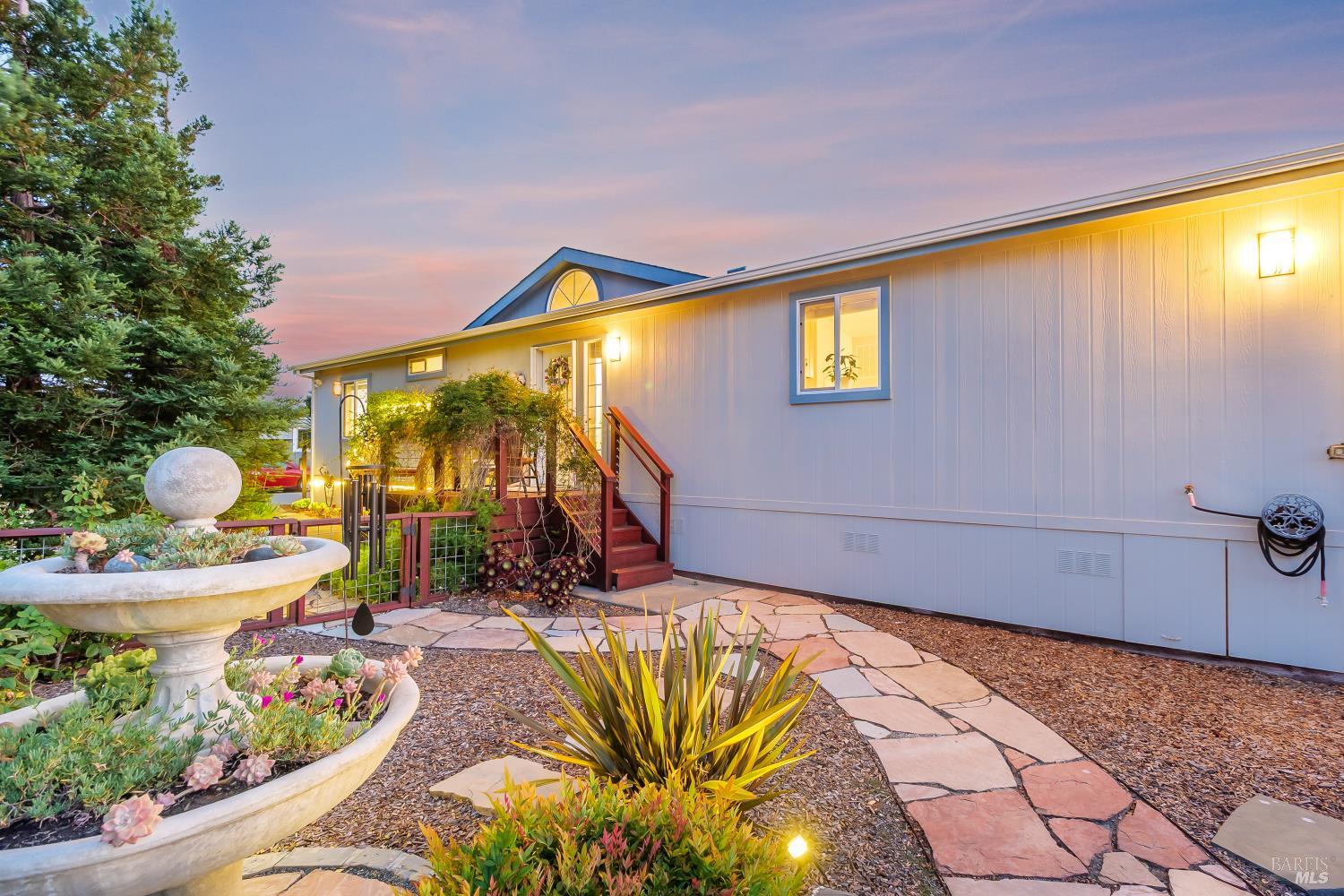 376 Glacier Way San Rafael, CA 94903 - Photo 1 of 30