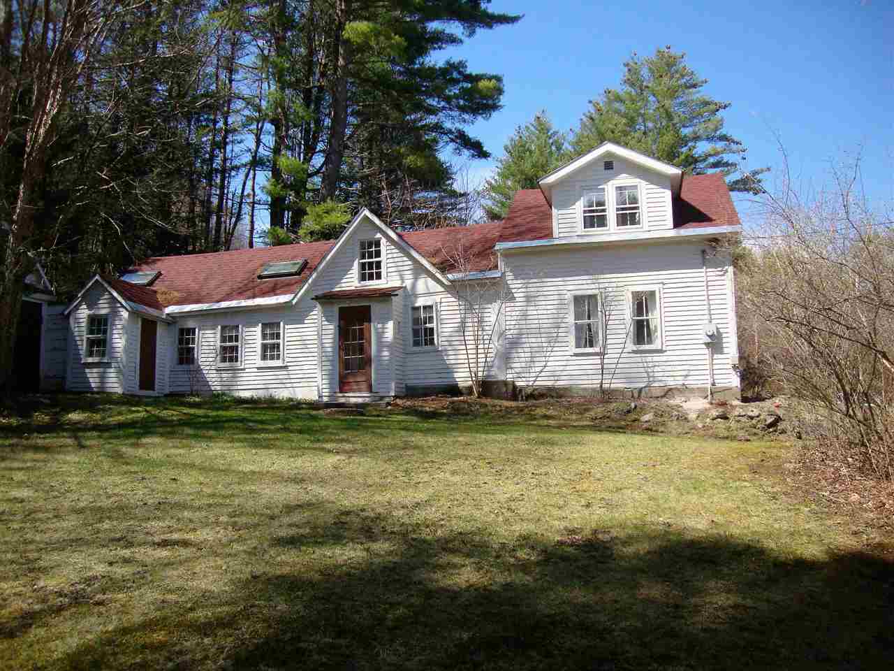 60 Newbury Road Bradford, NH 03221 - Photo 2 of 13 Gallery Image 2