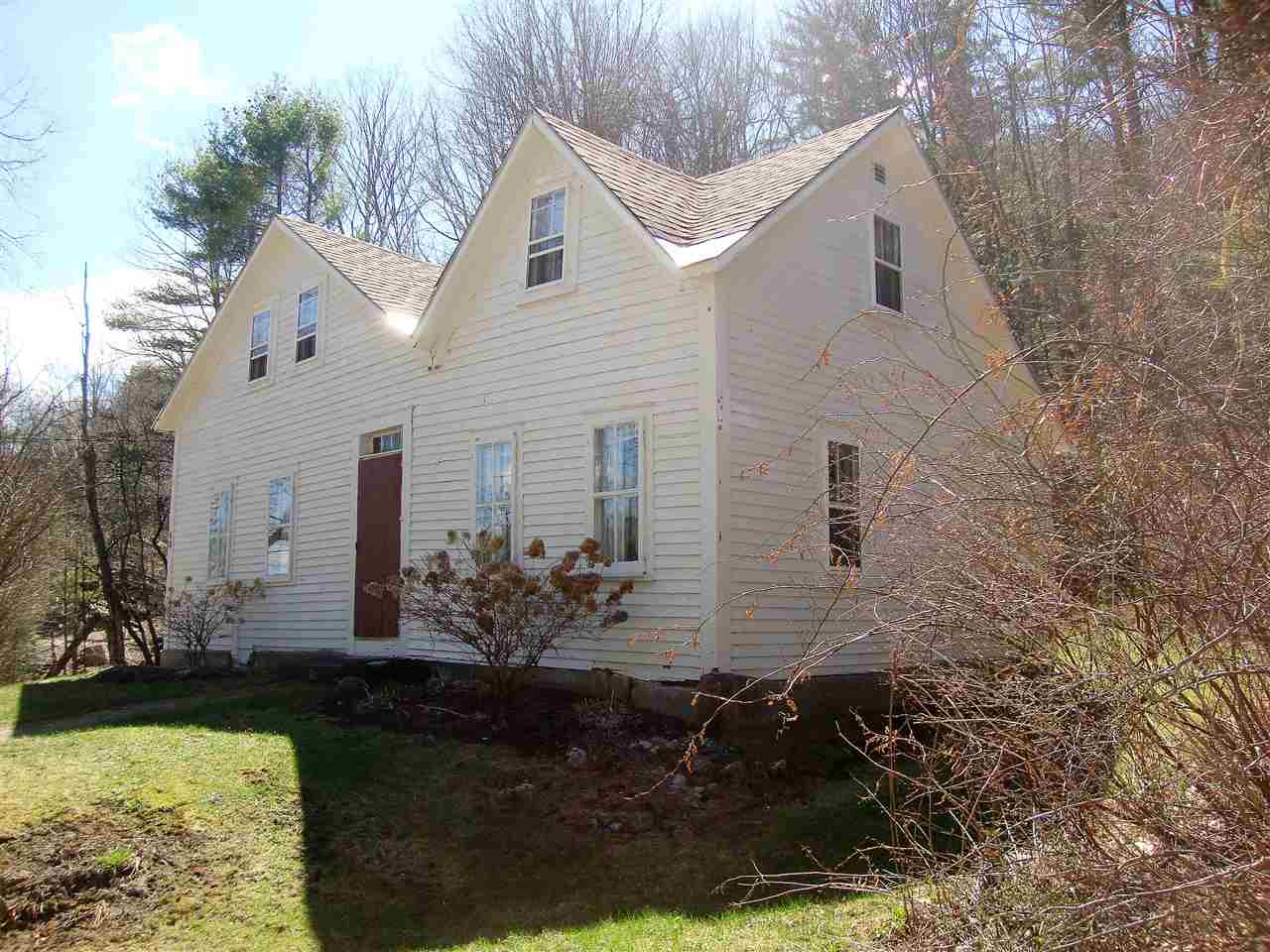 60 Newbury Road Bradford, NH 03221 - Photo 3 of 13 Gallery Image 3