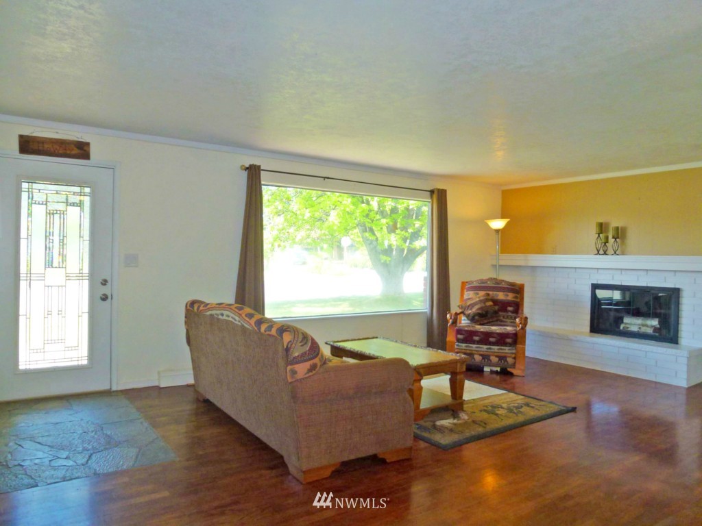 1104 Vista Road Ellensburg, WA 98926 - Photo 4 of 25