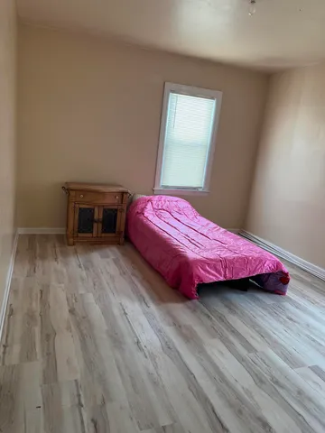 $1,200 | 4828 Chestnut Avenue, Hammond, IN 46327