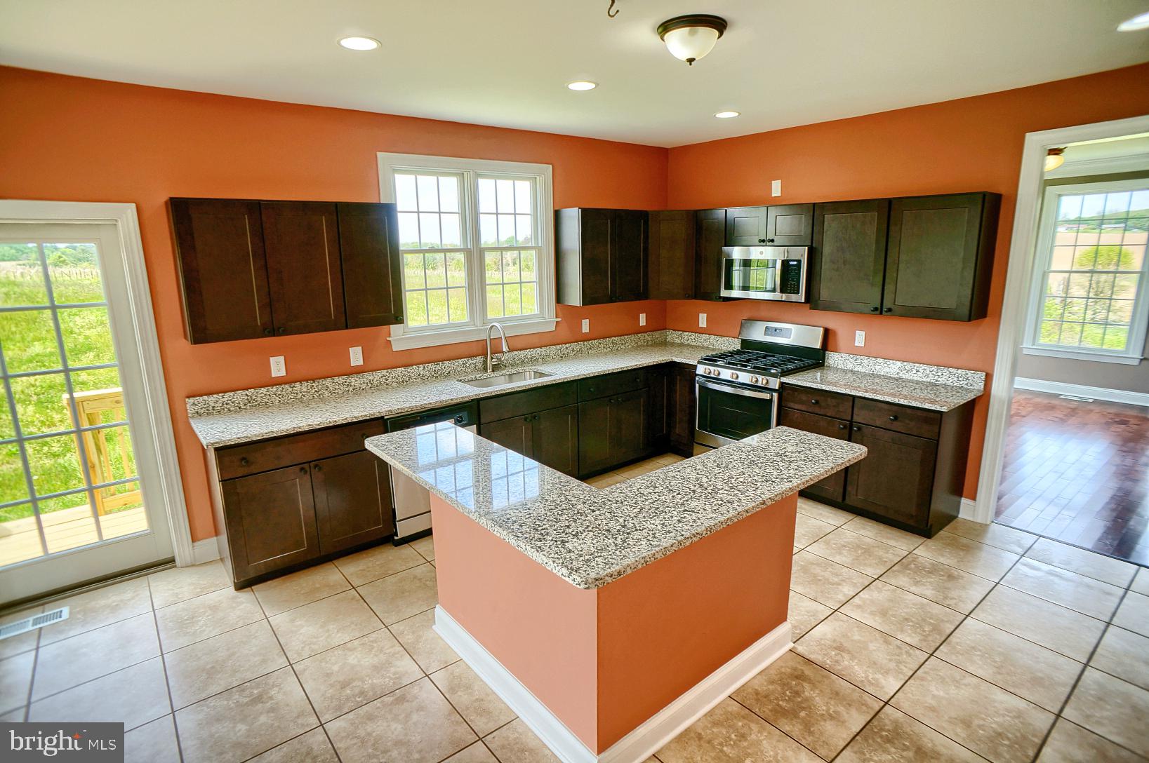 180 Tracey Road Hanover, PA 17331 - Photo 4 of 47