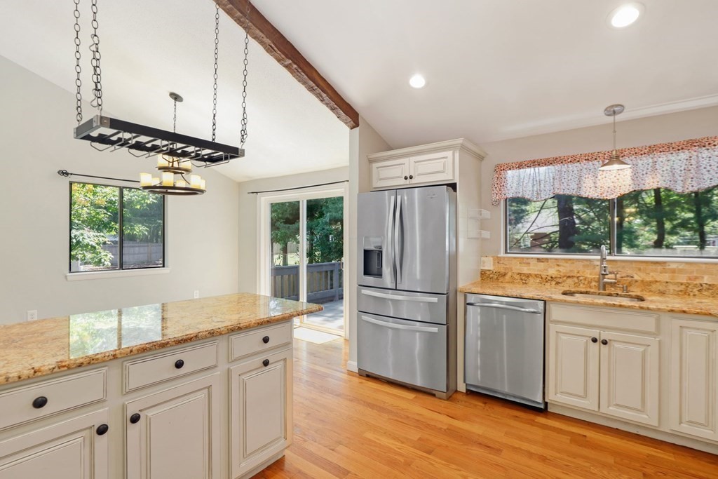 7 Emily Road Framingham, MA 01701 - Photo 15 of 42 Gallery Image 15