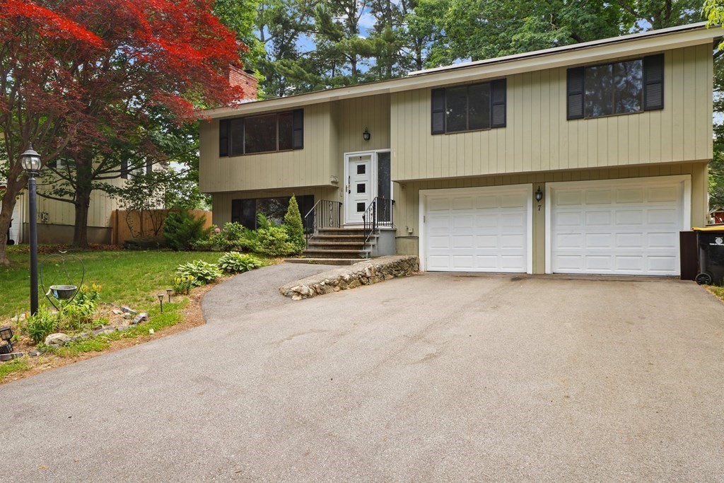 7 Emily Road Framingham, MA 01701 - Photo 2 of 42 Gallery Image 2
