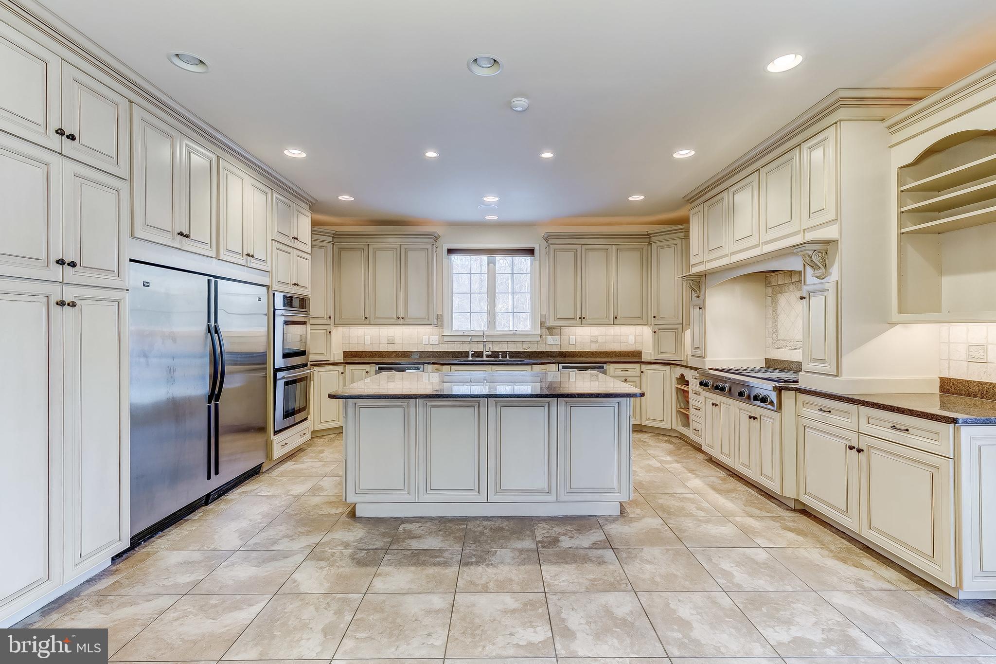 12845 Dover Road Reisterstown, MD 21136 - Photo 2 of 32