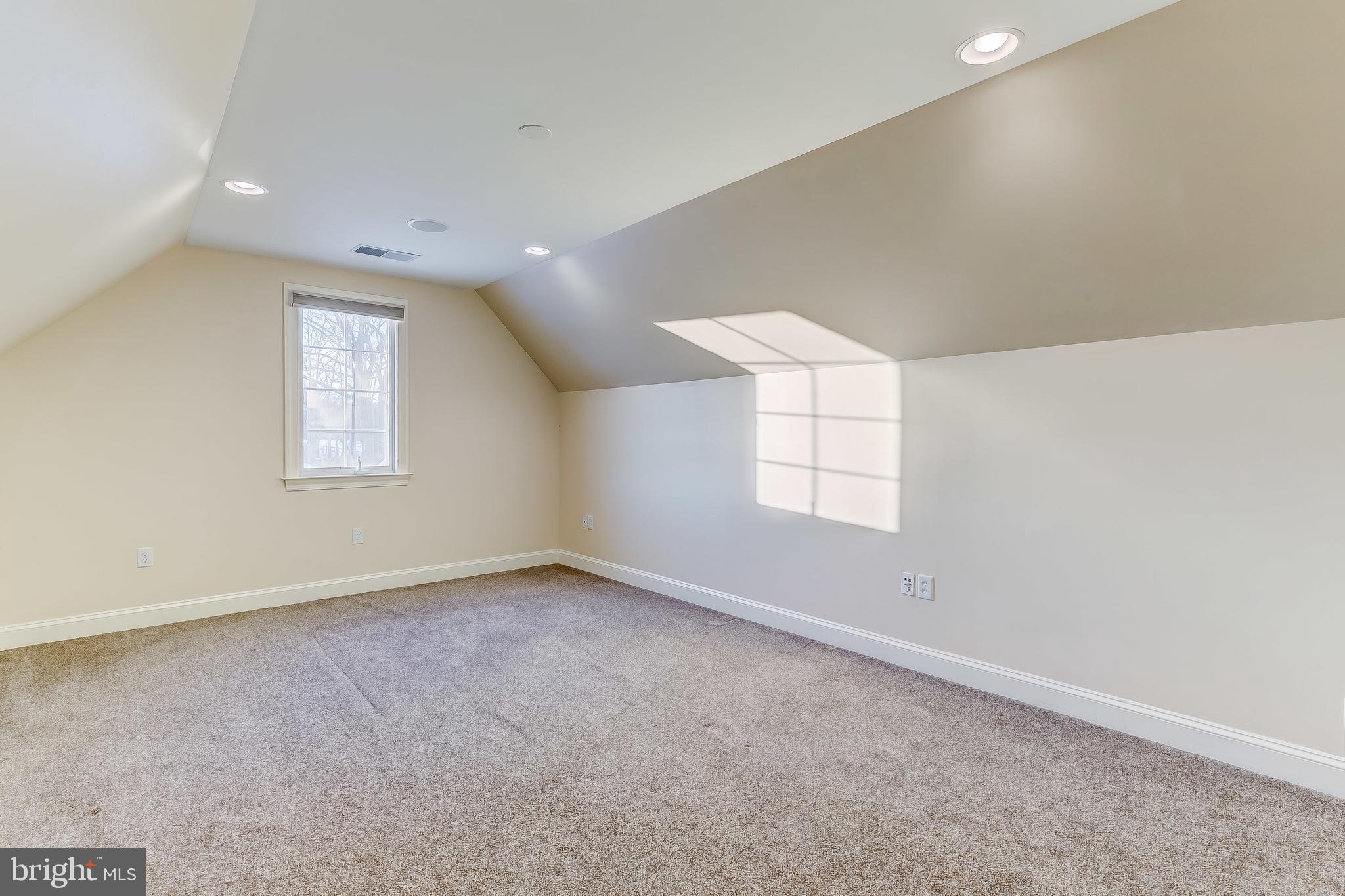 12845 Dover Road Reisterstown, MD 21136 - Photo 27 of 32