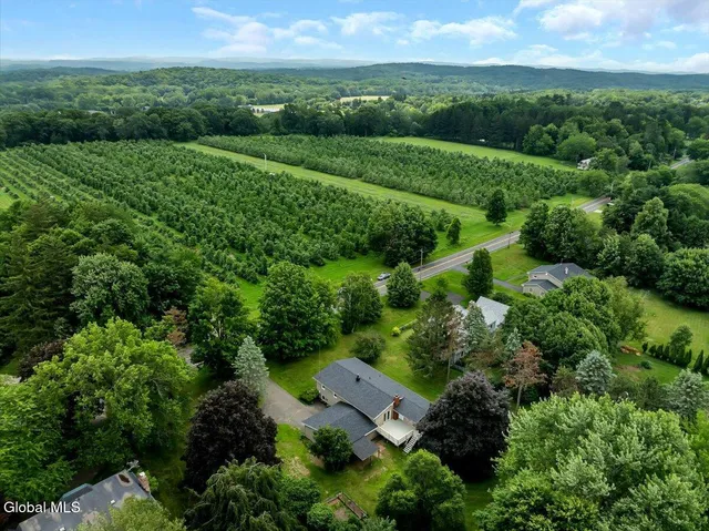 $459,000 | 95 Albany Avenue, Kinderhook Village, NY 12106