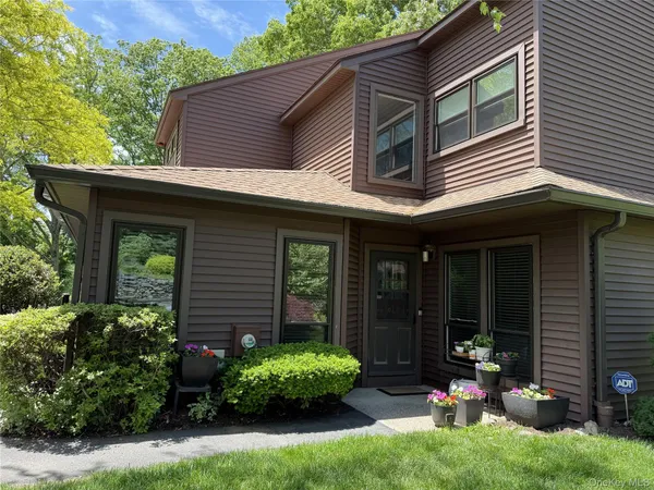 $724,222 | 86 Woods Brooke Terrace, Ossining, NY 10562