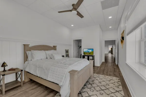 $975,000 | 209 North Rockfish Lane, Celina, TN 38551