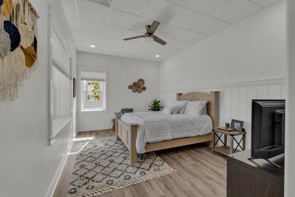 $975,000 | 209 North Rockfish Lane, Celina, TN 38551