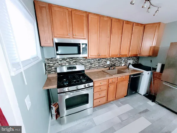 $2,350 | 912 Shelby Drive, Oxon Hill, MD 20745