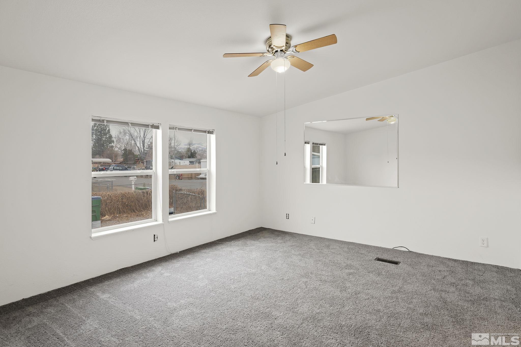 230 Magnolia Way Reno, NV 89506 - Photo 8 of 16 Photo 8