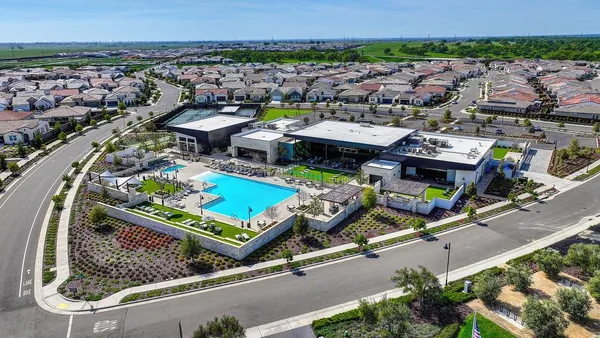 $1,125,000 | 3585 Clubhouse Parkway, Folsom, CA 95630
