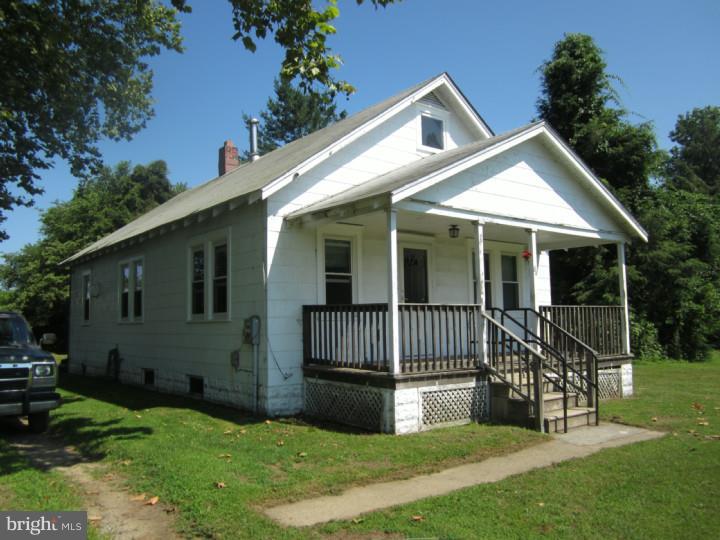84 North Dupont Road Carneys Point, NJ 08069 - Photo 1 of 20 Gallery Image 1