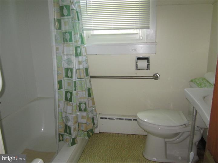 84 North Dupont Road Carneys Point, NJ 08069 - Photo 12 of 20 Gallery Image 12