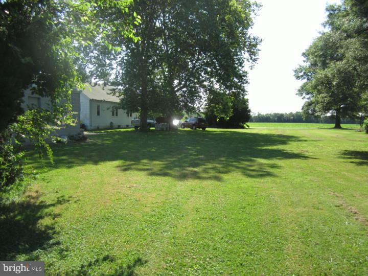 84 North Dupont Road Carneys Point, NJ 08069 - Photo 6 of 20 View in Back