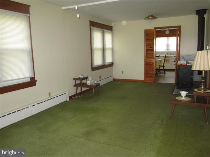 84 North Dupont Road Carneys Point, NJ 08069 - Photo 7 of 20 Gallery Image 7