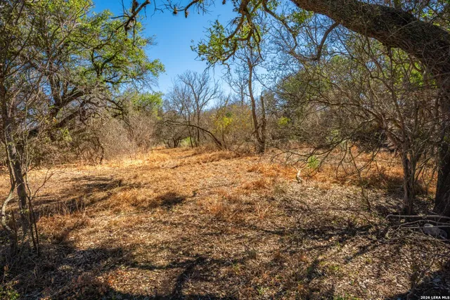 $359,000 | 224 County Road 662, Devine, TX 78016