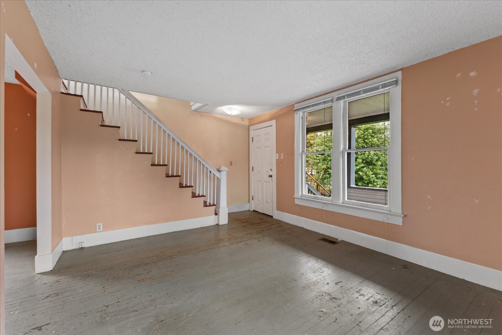 4619 South Lucile Street Seattle, WA 98118 - Photo 12 of 32