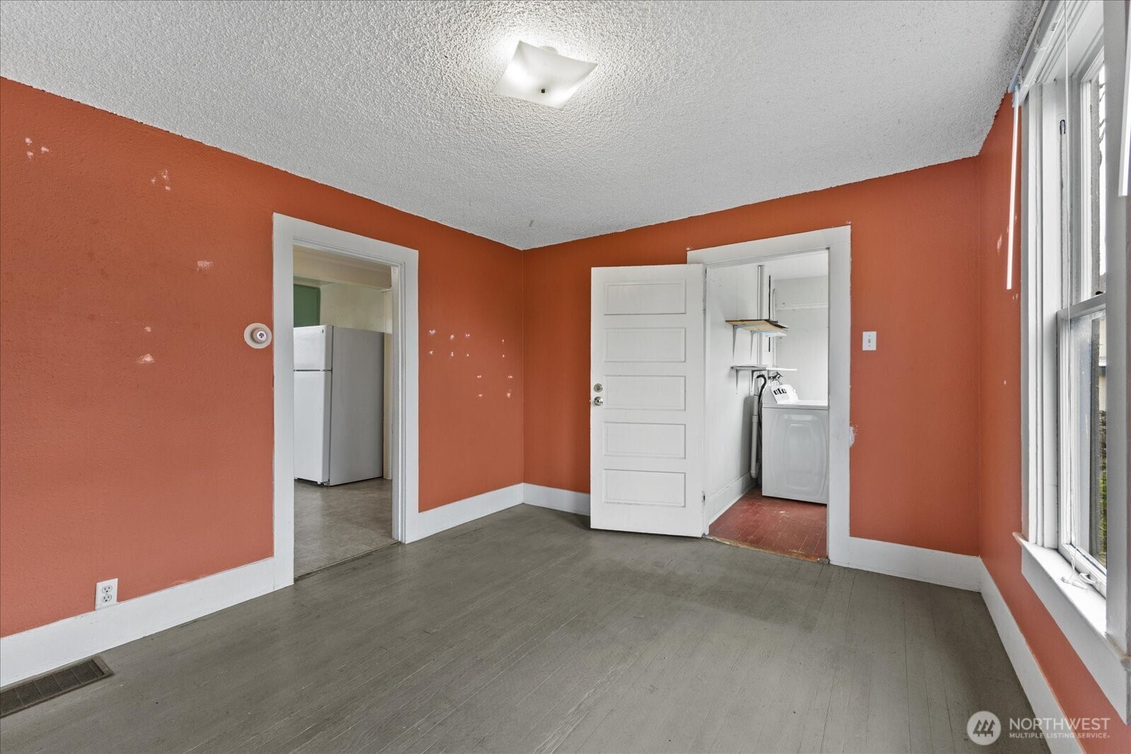 4619 South Lucile Street Seattle, WA 98118 - Photo 15 of 32