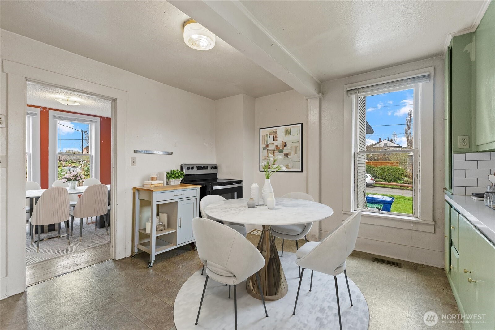 4619 South Lucile Street Seattle, WA 98118 - Photo 6 of 32