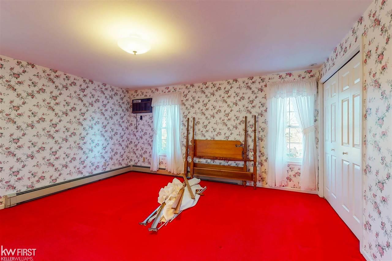 13433 Fenton Road Fenton, MI 48430 - Photo 32 of 74 50062820-31.JPG