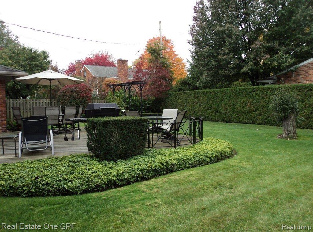 525 Thorntree Road Grosse Pointe, MI 48236 - Photo 23 of 24 764.JPG